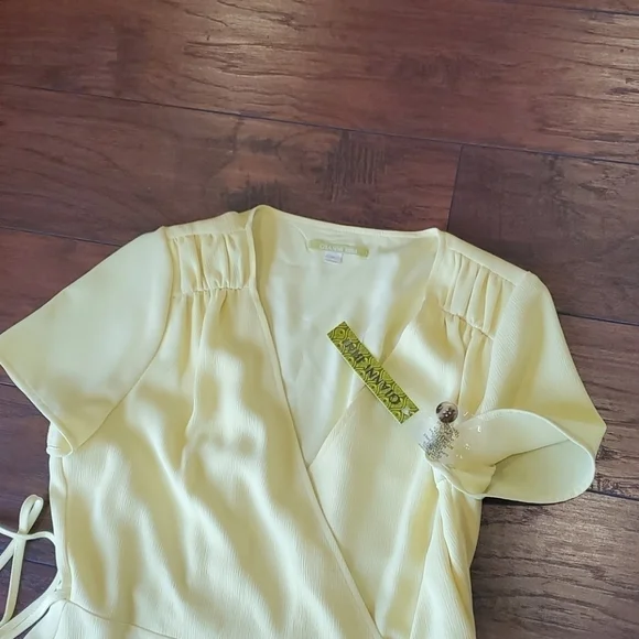 NWT Gianni Bini mini chiffon wrap dress - Picture 4 of 11
